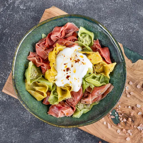 Gökkuşağı Mantı fotoğrafı